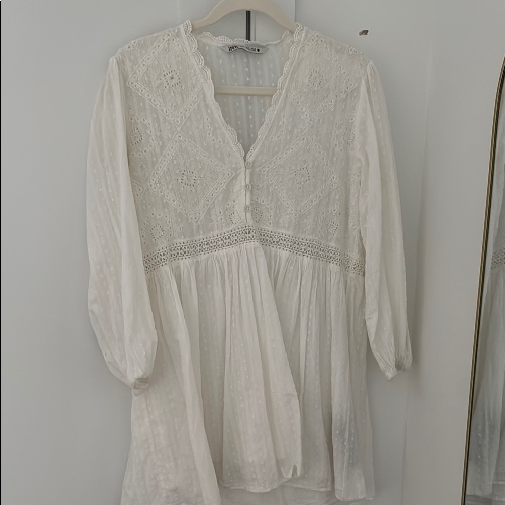 Zara White Pleated 3/4 Sleeve Blouse